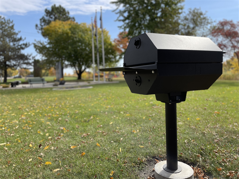 Community Grill Donated by Roger & Vickie Manske Family in honor of Bobby "Bugs" Martin and Gary "PeeWee" Zeeb, Vickie's Brothers 